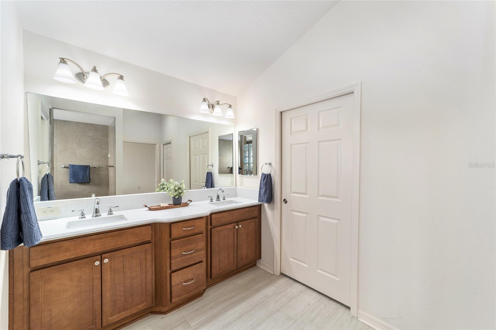 481 ISLAND HOUSE PATH, THE VILLAGES, FL — photo 29