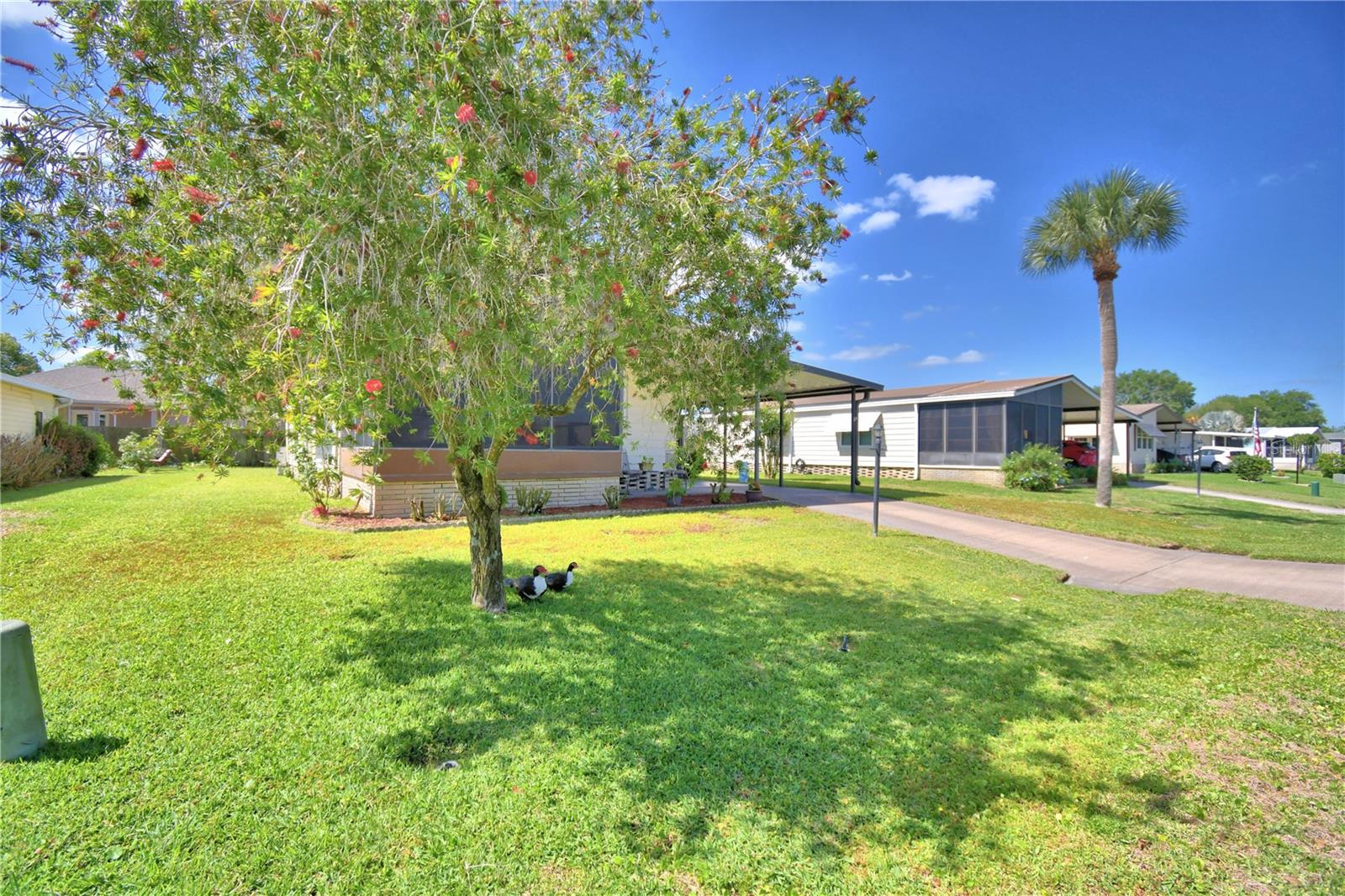 447 VILLAGE CIR SW, WINTER HAVEN, FL — photo 2