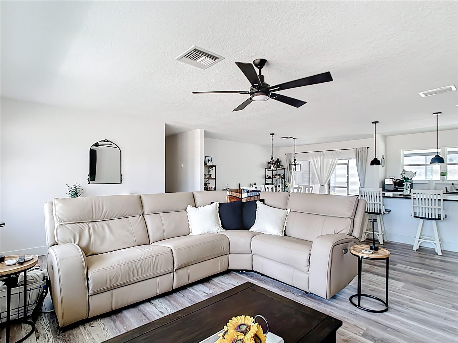 7374 CIRCLE DR, LADY LAKE, FL — photo 13