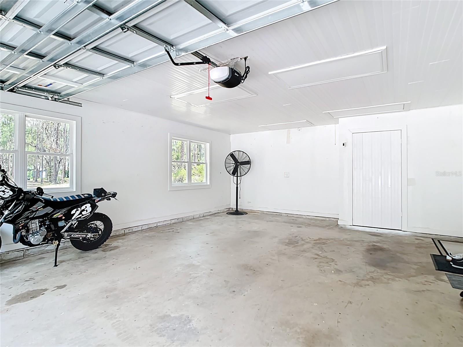 7374 CIRCLE DR, LADY LAKE, FL — photo 76
