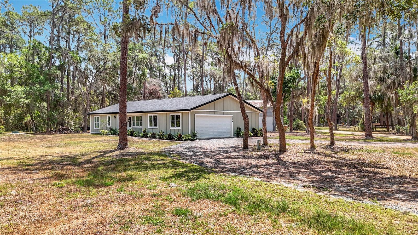 7374 CIRCLE DR, LADY LAKE, FL — photo 107