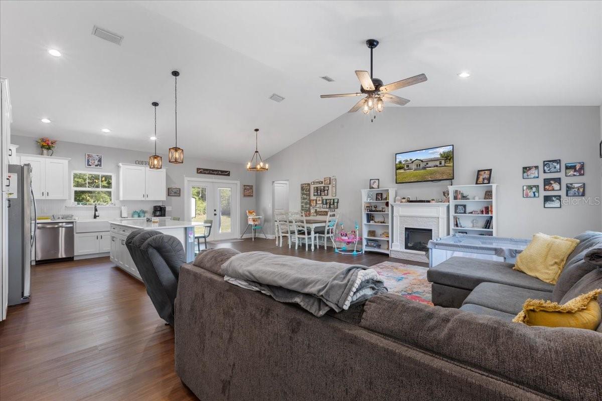 5231 NW 73RD ST, CHIEFLAND, FL — photo 9