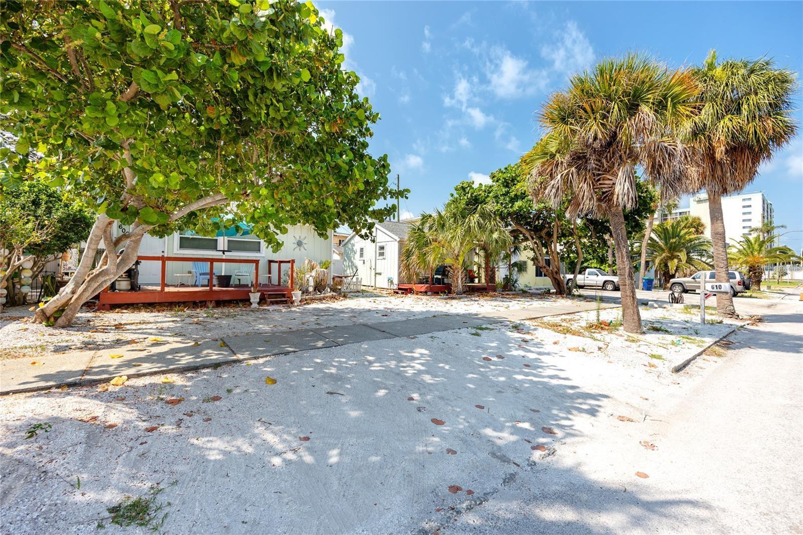 608 72ND AVE, ST PETE BEACH, FL