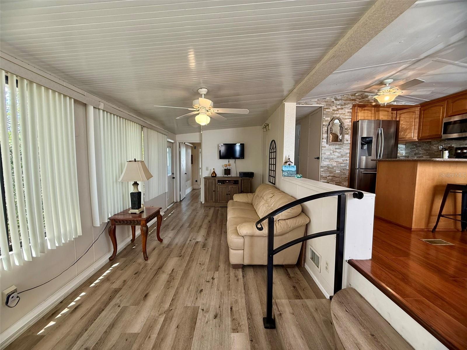 205 PANSY ST, DAVENPORT, FL — photo 3