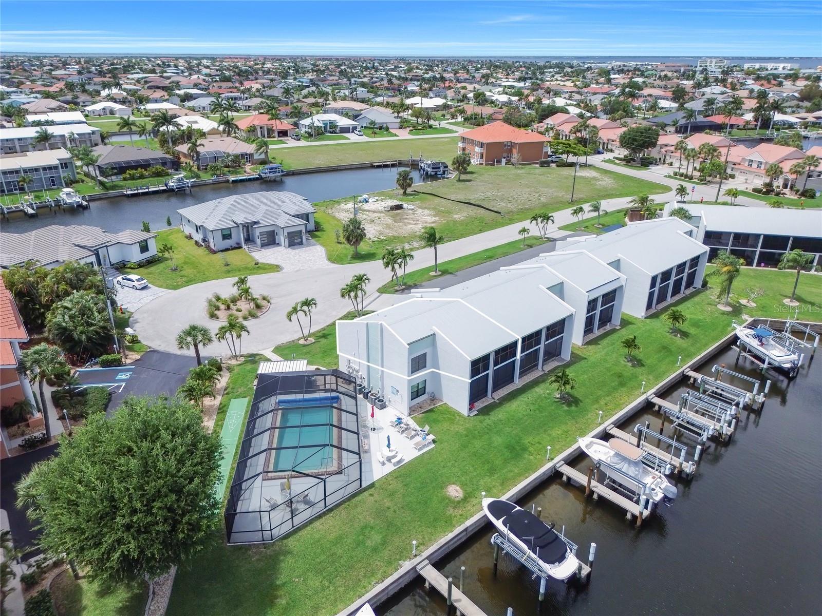 1318 WESLEY DR #124B, PUNTA GORDA, FL