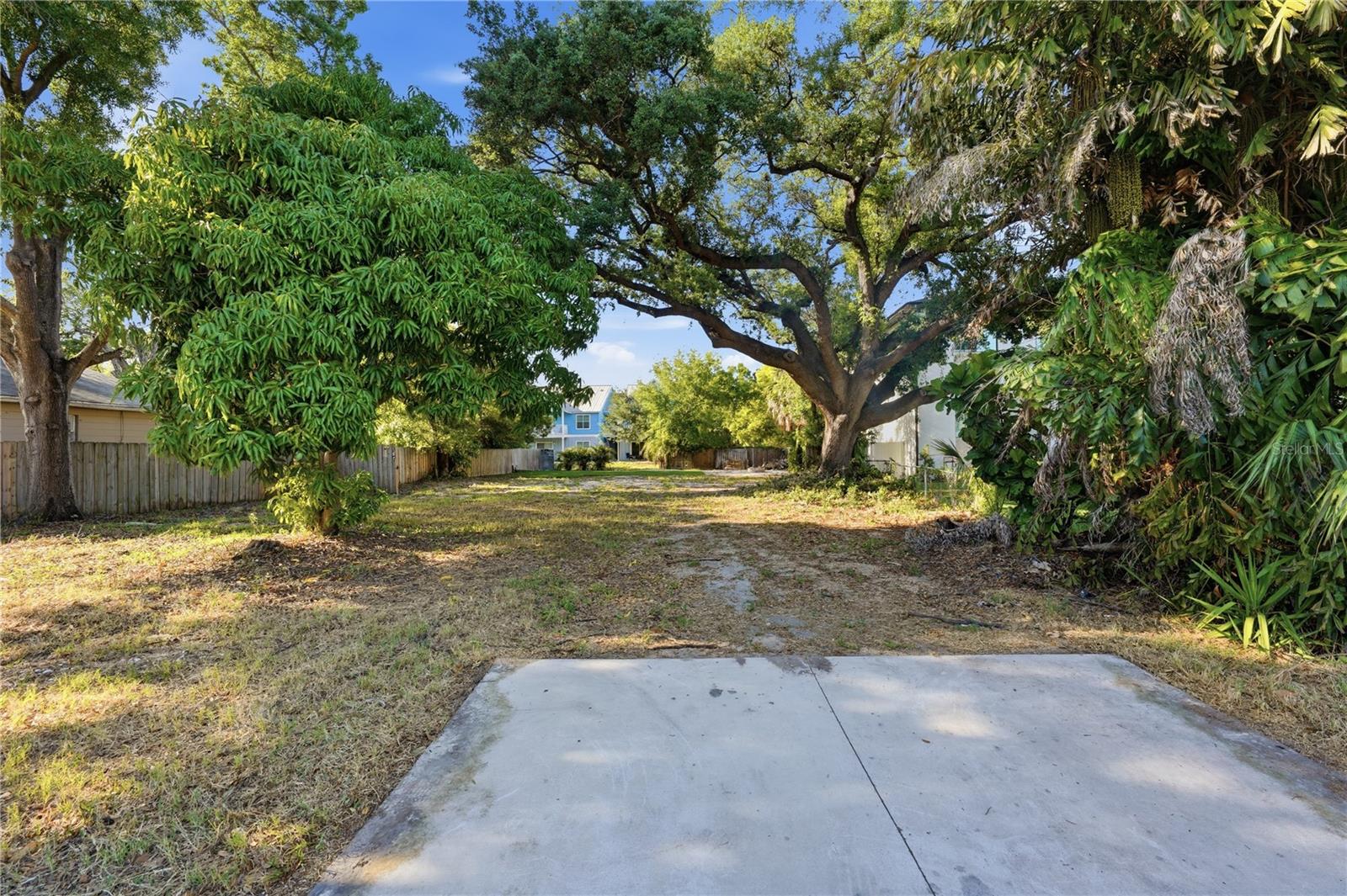 2929 W AVERILL AVE, TAMPA, FL — photo 3