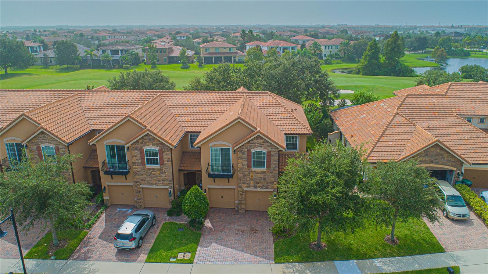 10665 BELFRY CIR, ORLANDO, FL — photo 2