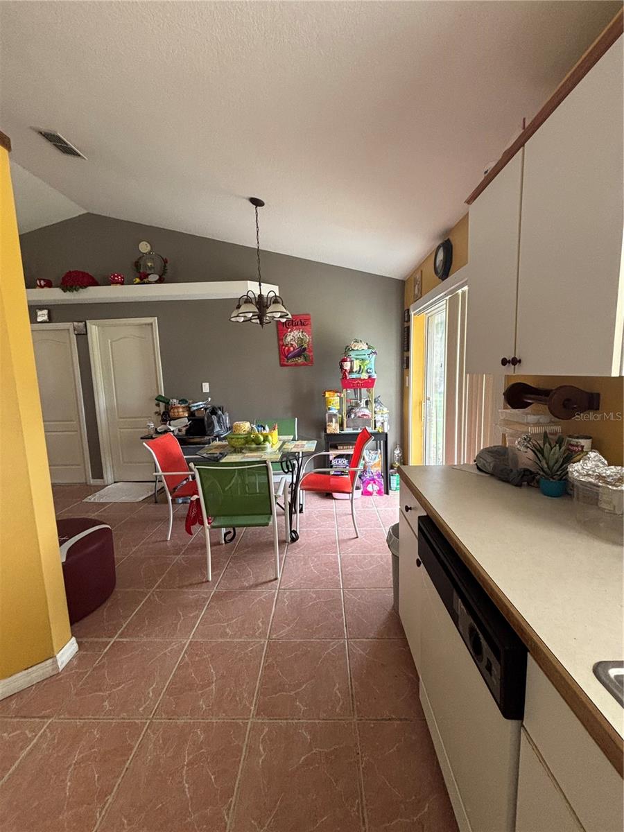 4250 WORTHINGTON PL, MASCOTTE, FL — photo 10