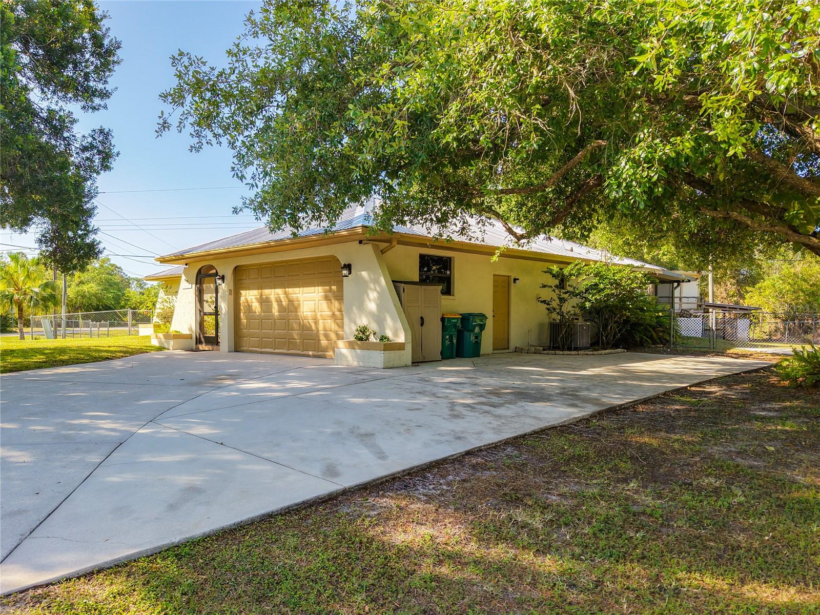 27505 SENATOR DR, PUNTA GORDA, FL — photo 2