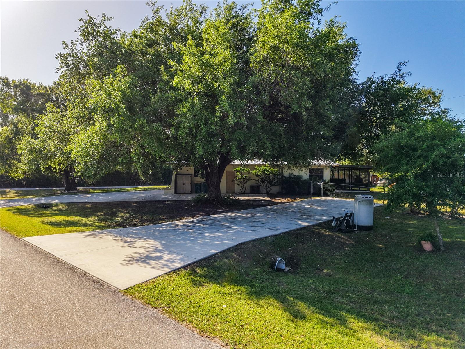 27505 SENATOR DR, PUNTA GORDA, FL — photo 3