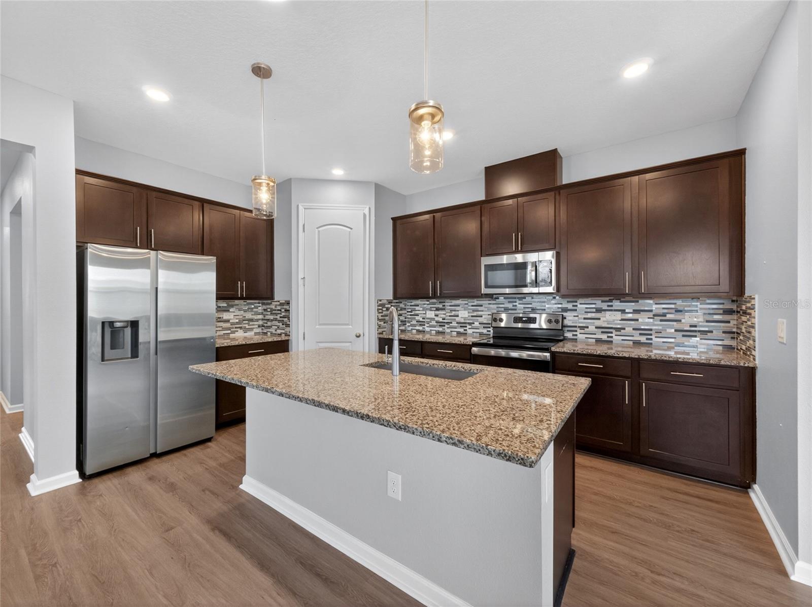 8053 CHERRYSTONE ST, LEESBURG, FL — photo 13