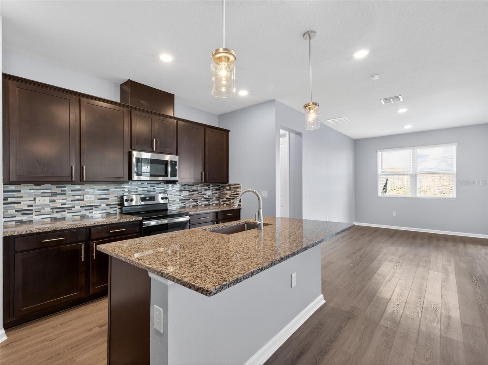 8053 CHERRYSTONE ST, LEESBURG, FL — photo 16