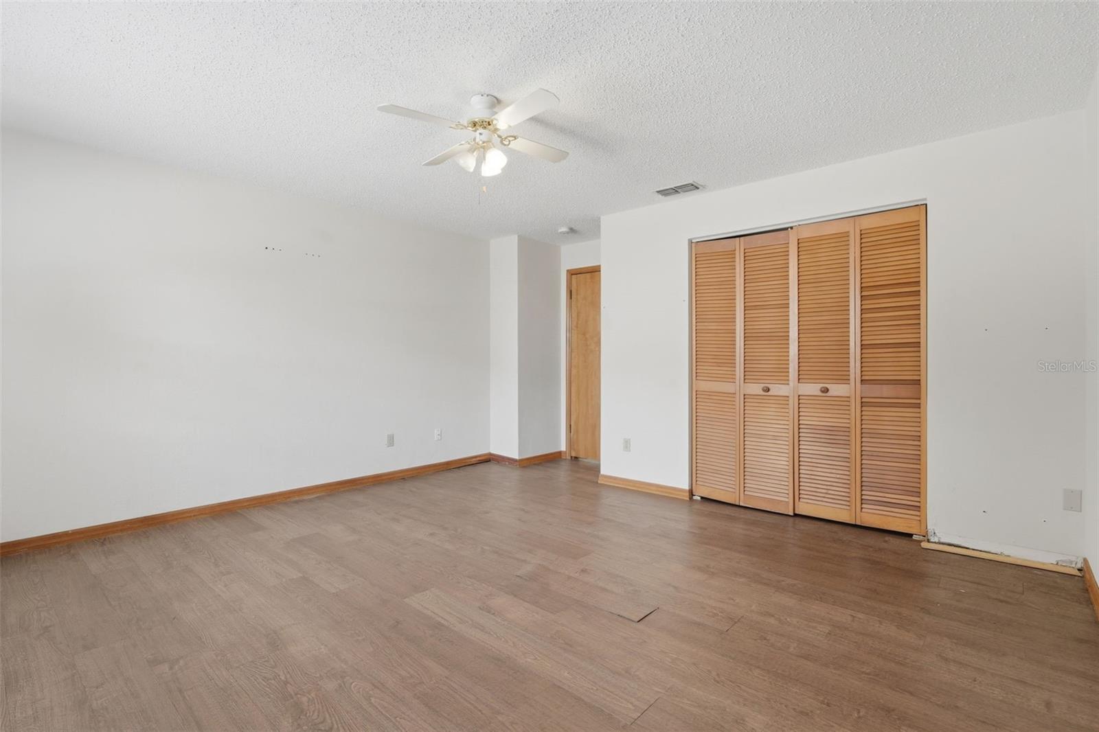 910 BIG TREE RD #202, SOUTH DAYTONA, FL — photo 16