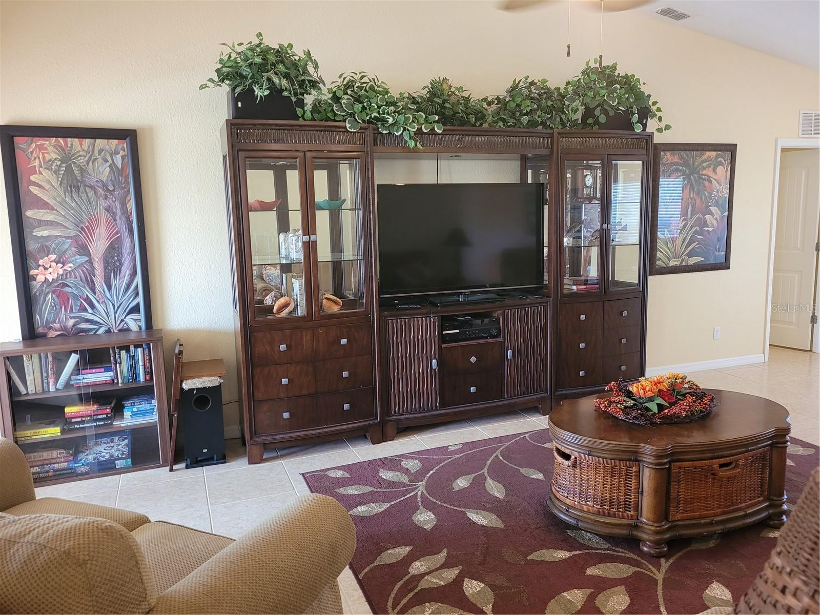9458 MODESTO CIR, PORT CHARLOTTE, FL — photo 7