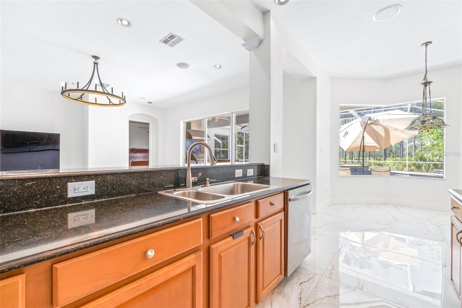 10102 DEERCLIFF DR, TAMPA, FL — photo 19