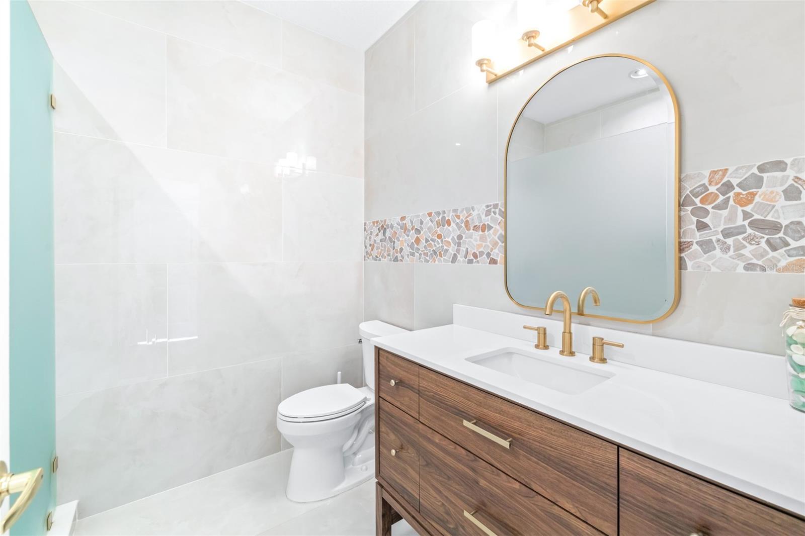 10102 DEERCLIFF DR, TAMPA, FL — photo 42
