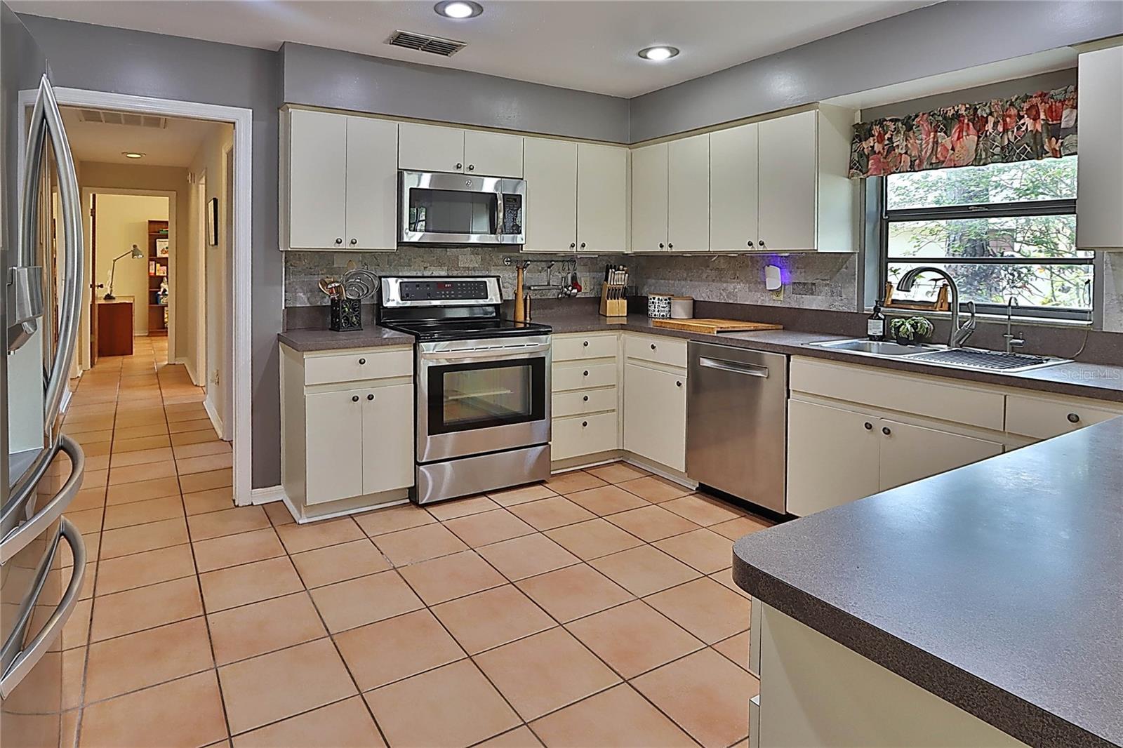 19814 DEER HOLLOW LN, LUTZ, FL — photo 20