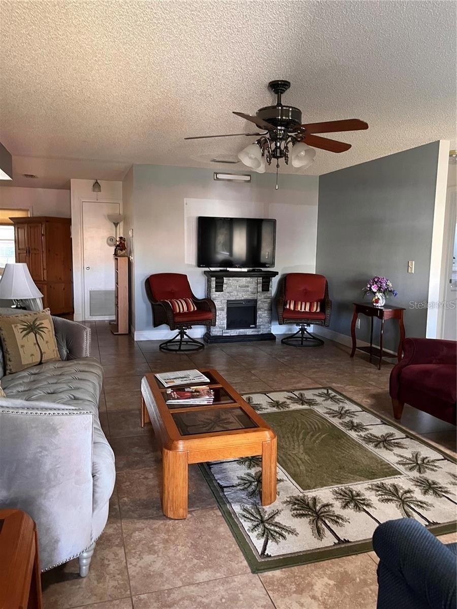 8757 SW 97TH LANE RD #C, OCALA, FL — photo 4
