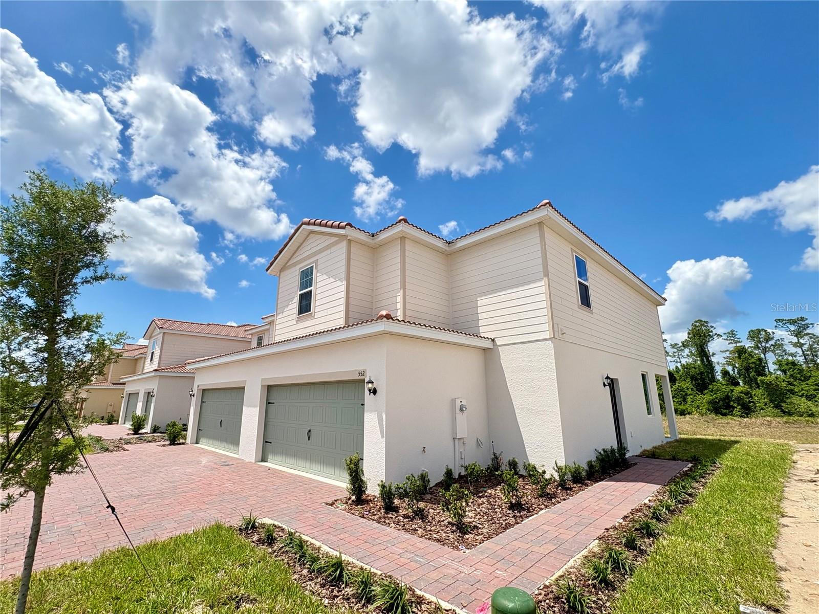 552 BAY LEAF DR, POINCIANA, FL — photo 2