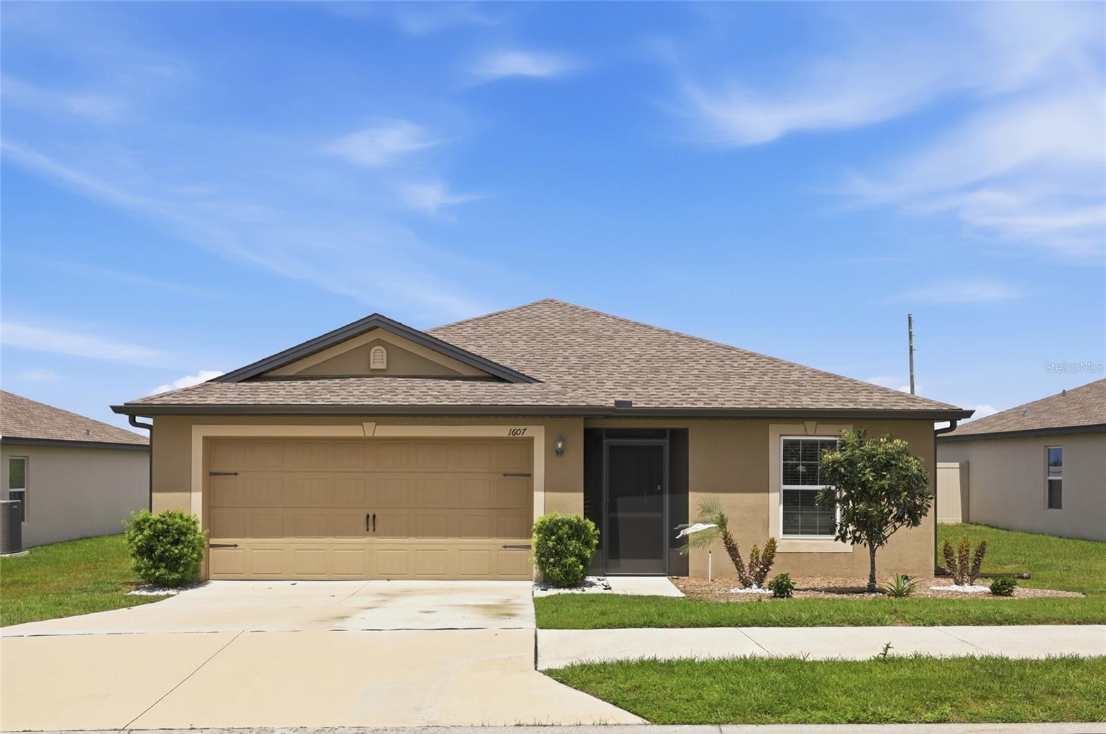 1607 SWAN LAKE CIR, DUNDEE, FL
