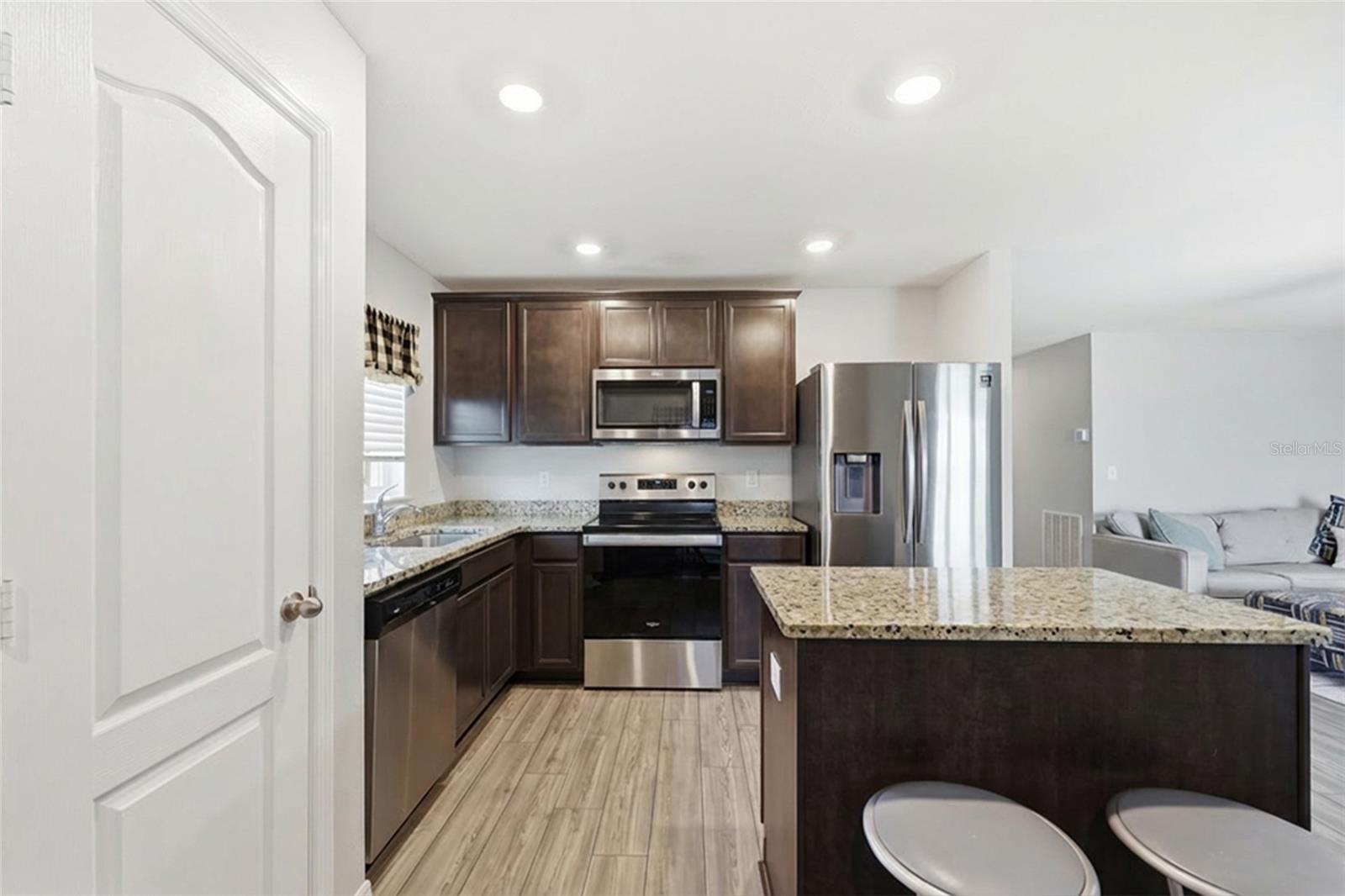 1607 SWAN LAKE CIR, DUNDEE, FL — photo 10