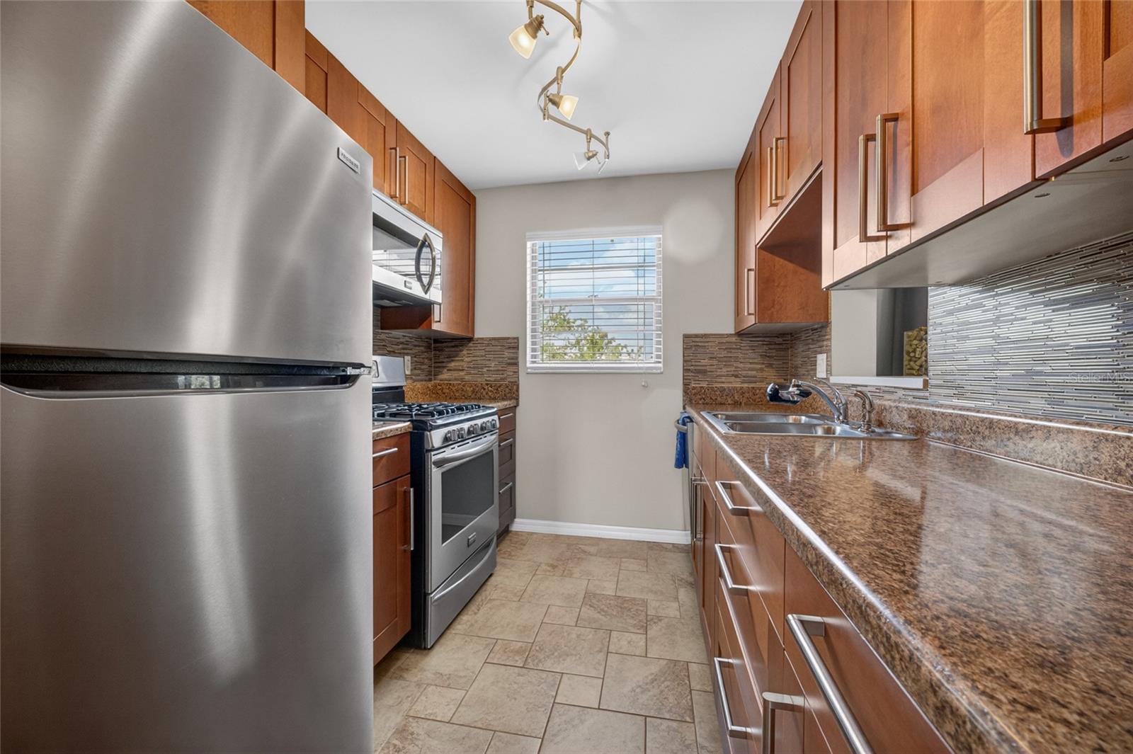 6080 80TH ST N #409, ST PETERSBURG, FL — photo 11