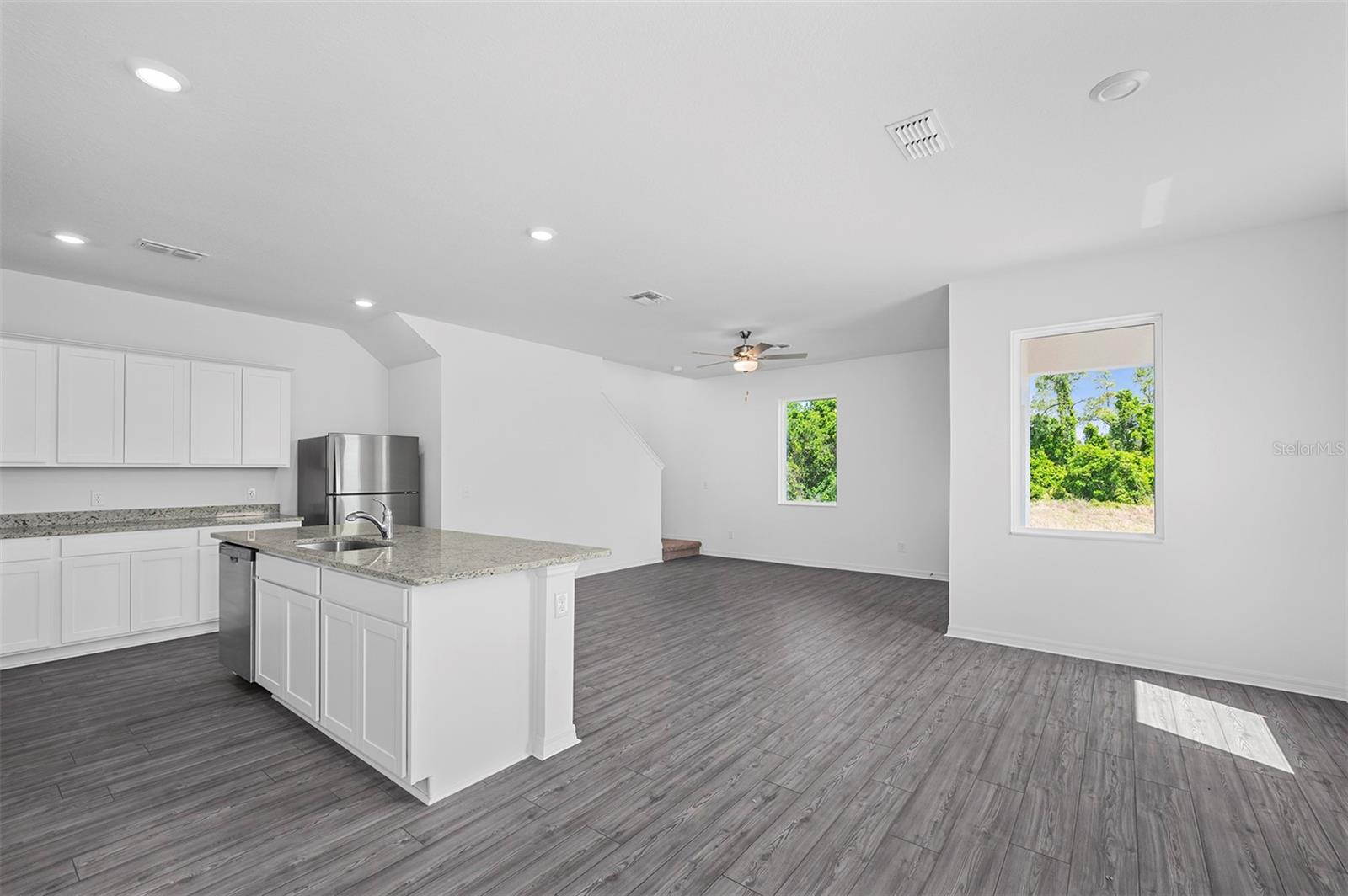 564 BAY LEAF DR, POINCIANA, FL — photo 5