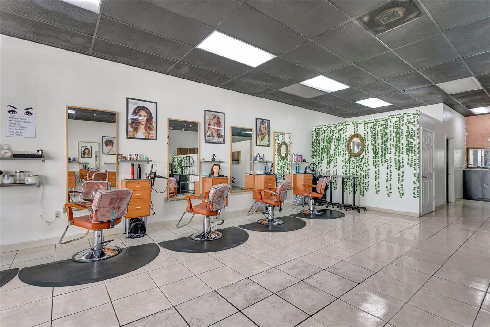 1903 E FL 60 #D, VALRICO, FL — photo 4