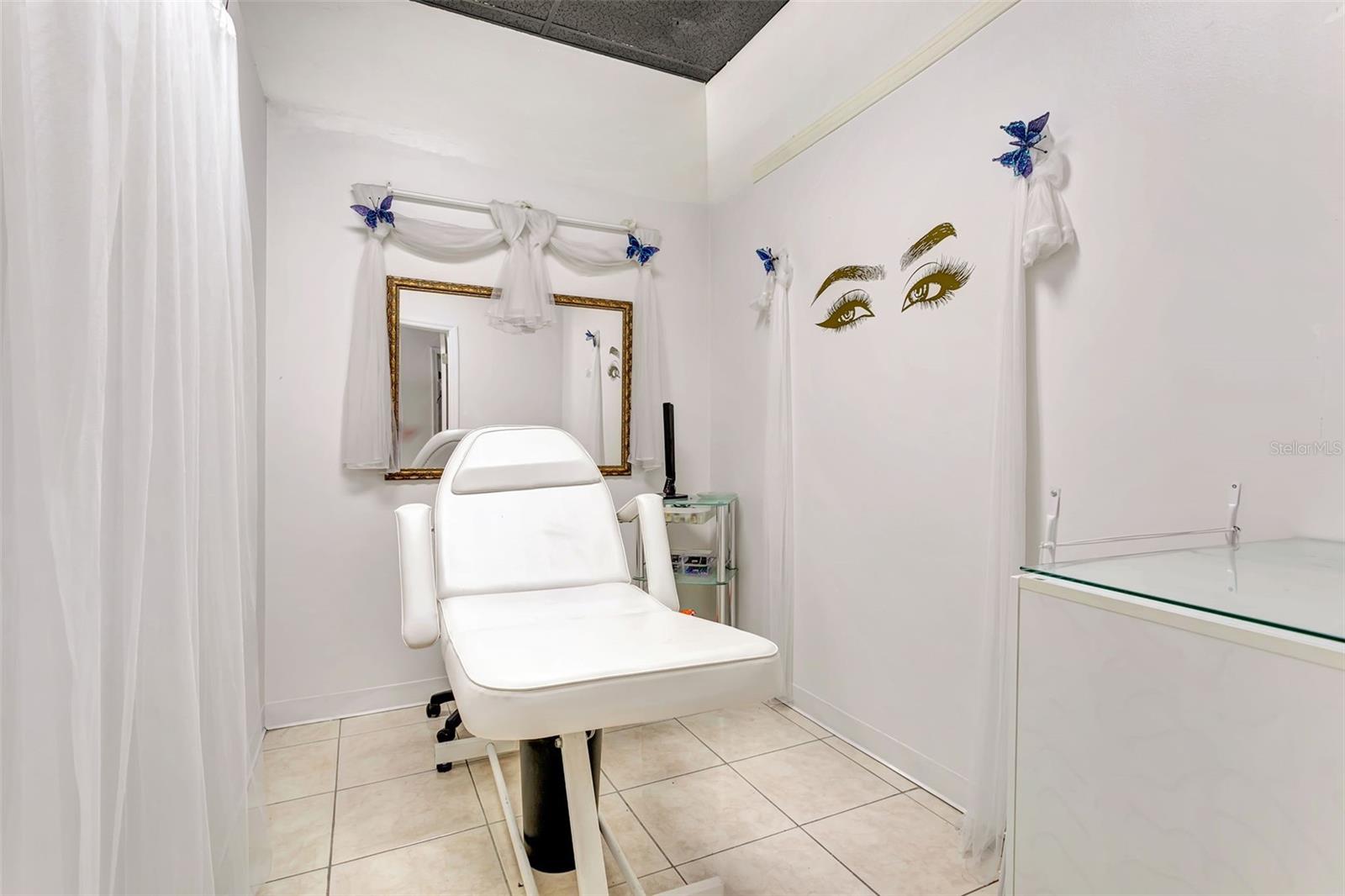 1903 E FL 60 #D, VALRICO, FL — photo 12