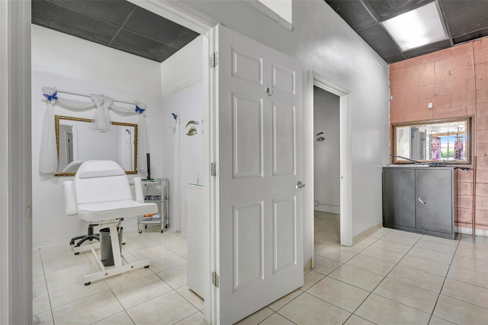 1903 E FL 60 #D, VALRICO, FL — photo 13