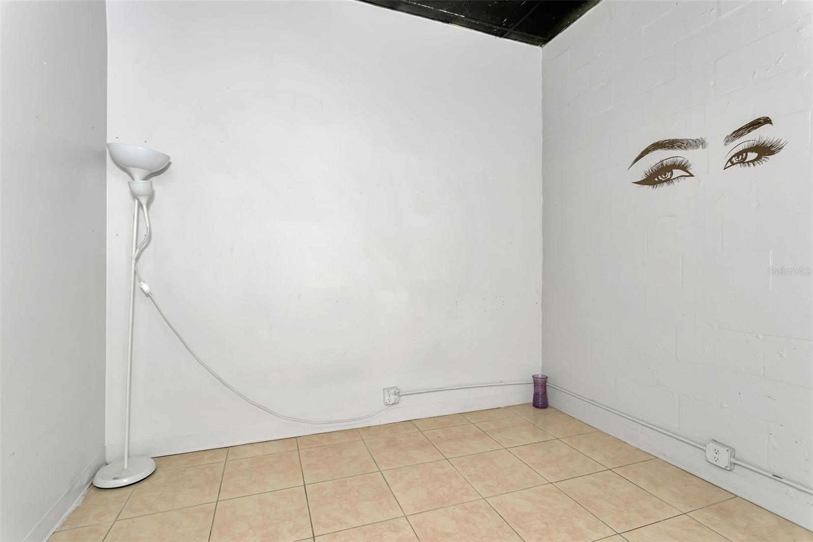 1903 E FL 60 #D, VALRICO, FL — photo 14