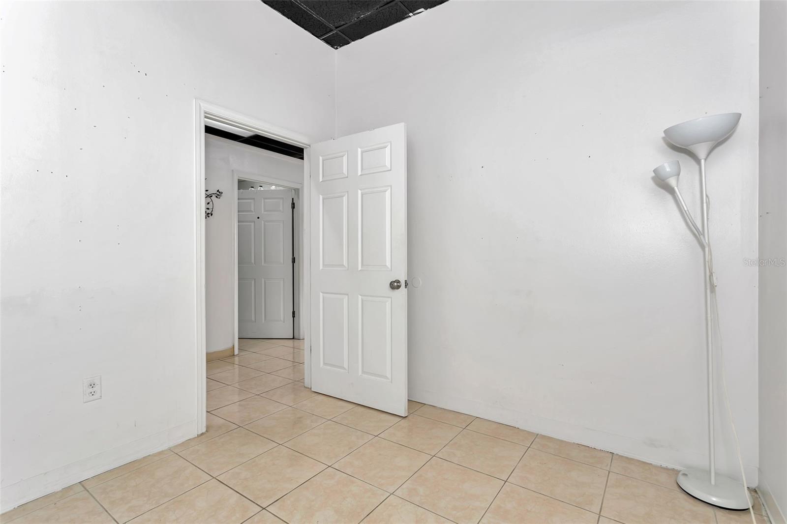 1903 E FL 60 #D, VALRICO, FL — photo 15
