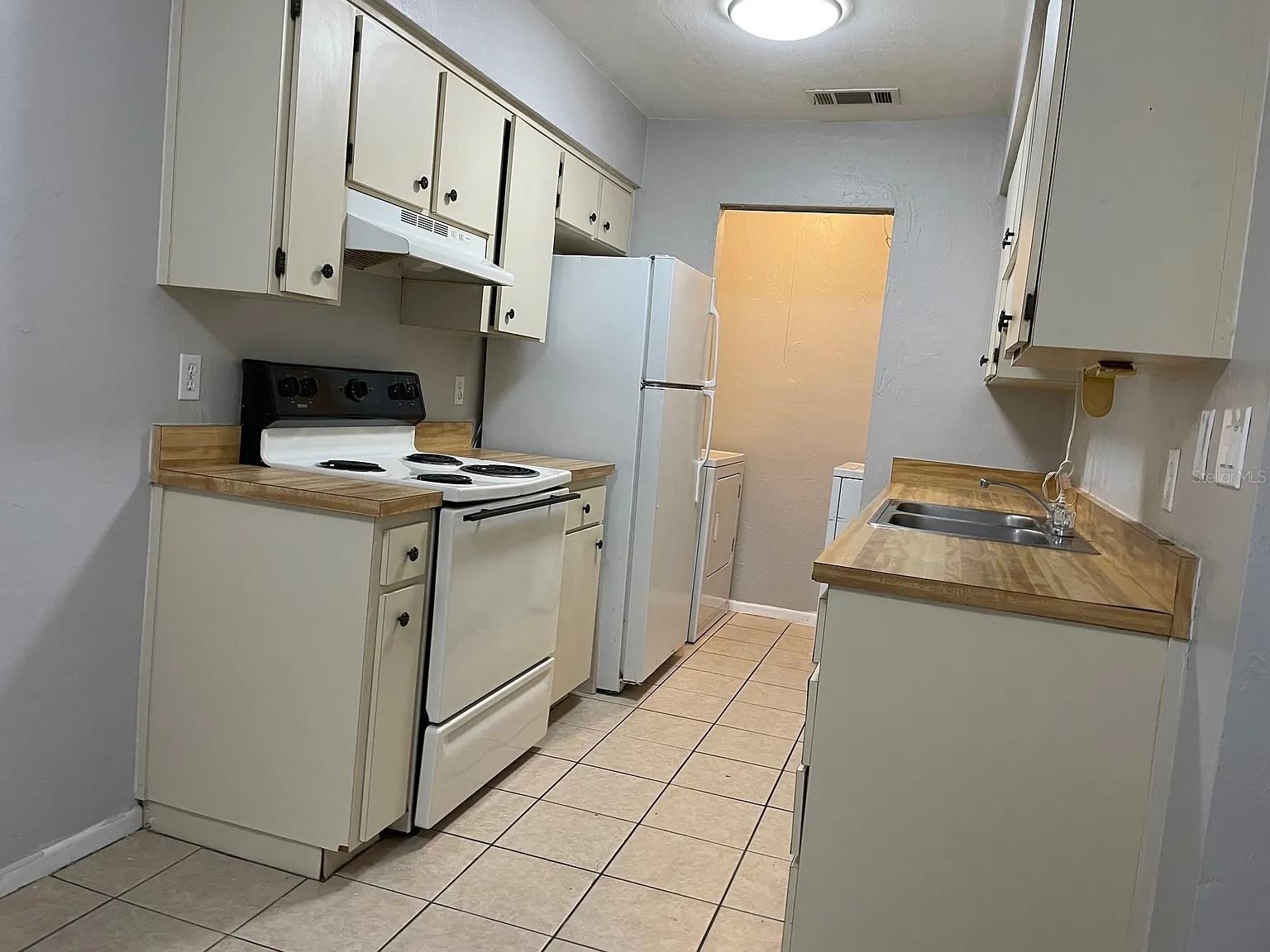 2210 SW 70TH TER, GAINESVILLE, FL — photo 4
