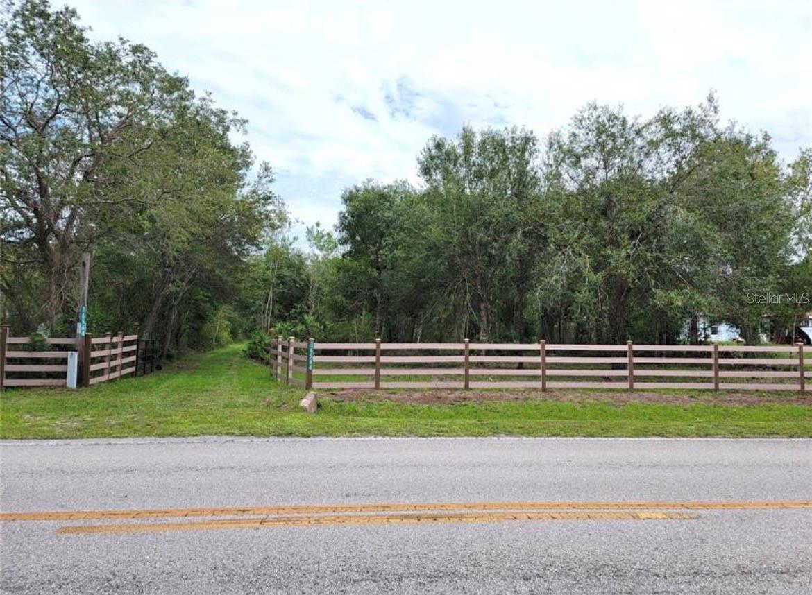 36564 SINGLETARY RD, MYAKKA CITY, FL — photo 3