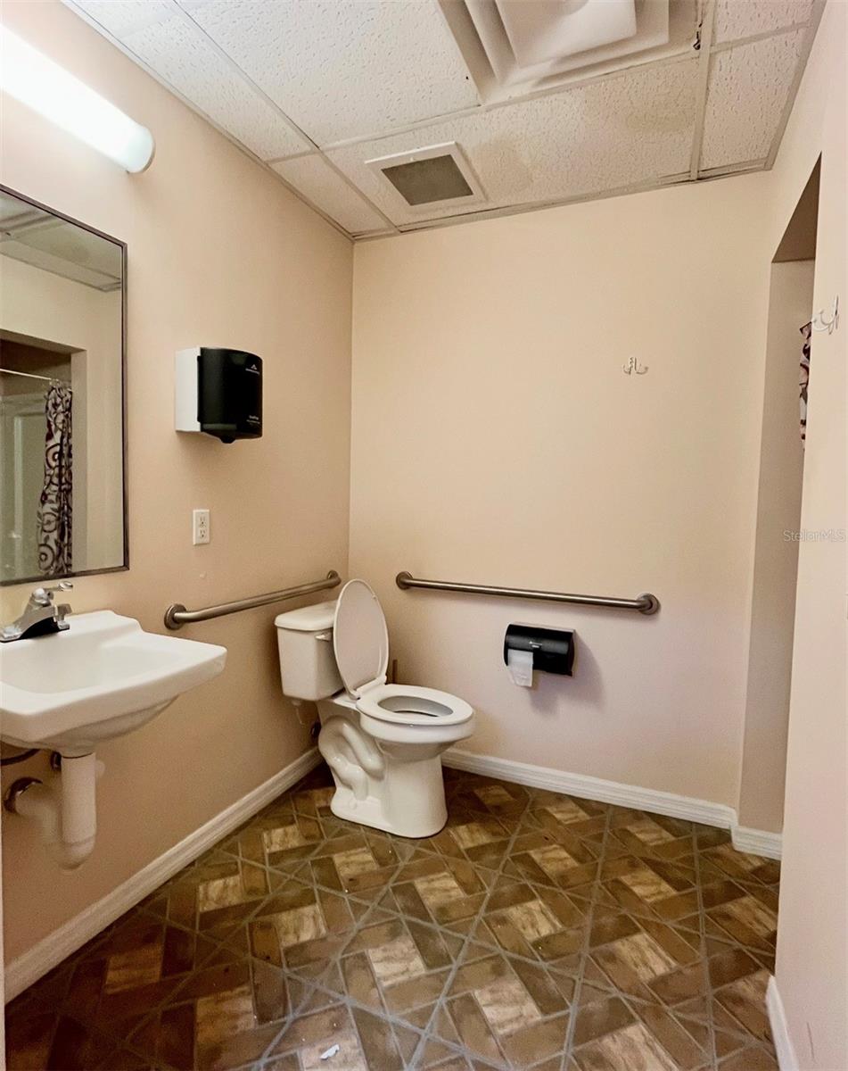 8751 COMMODITY CIR #4, ORLANDO, FL — photo 15