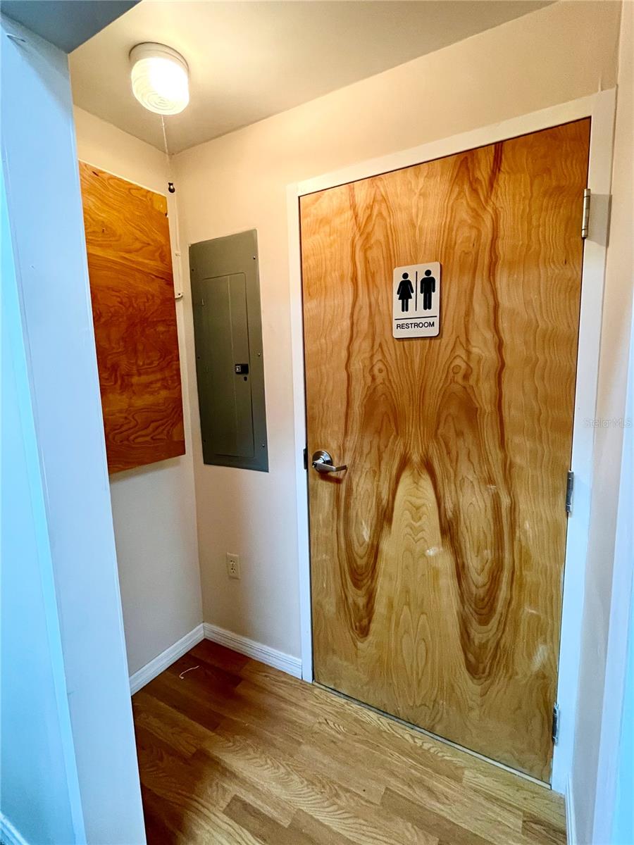 8751 COMMODITY CIR #4, ORLANDO, FL — photo 25