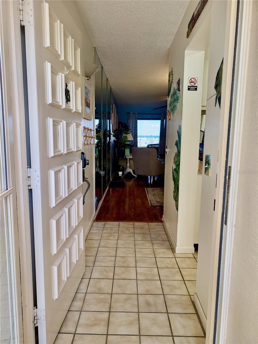 6218 PALMA DEL MAR BLVD S #114, ST PETERSBURG, FL — photo 3