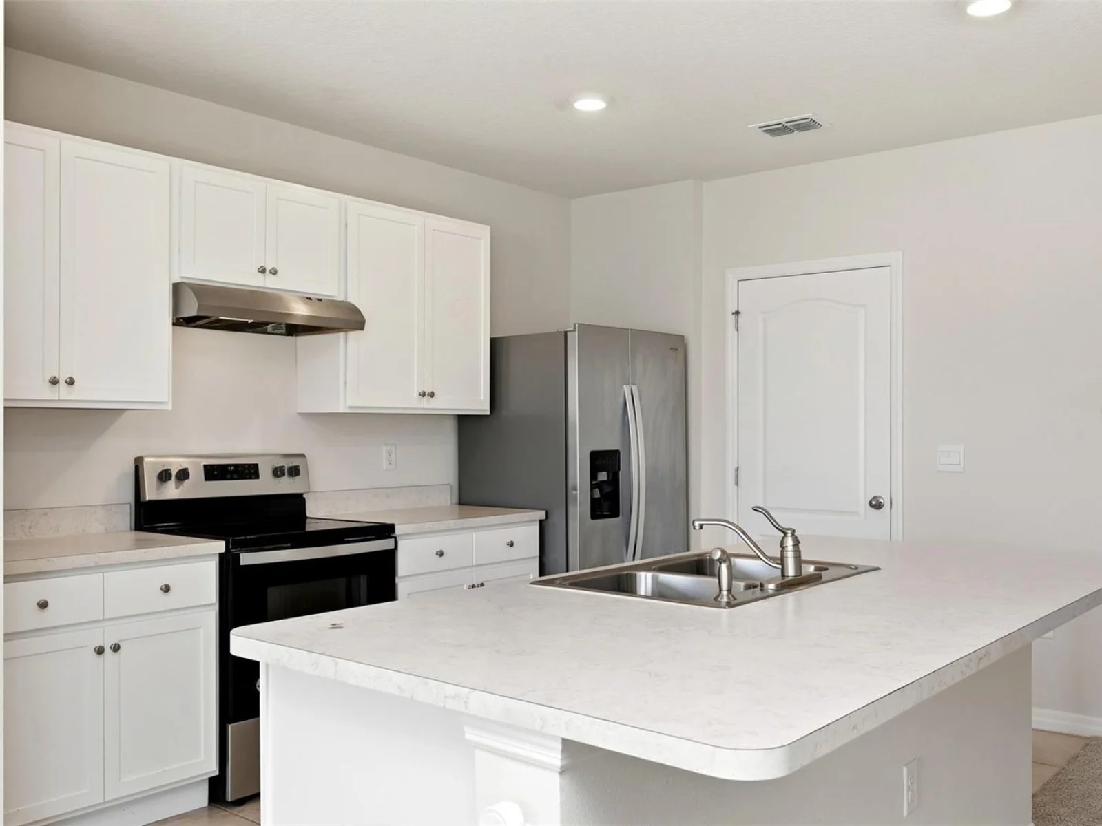 2725 DUMONT LN, TAVARES, FL — photo 28