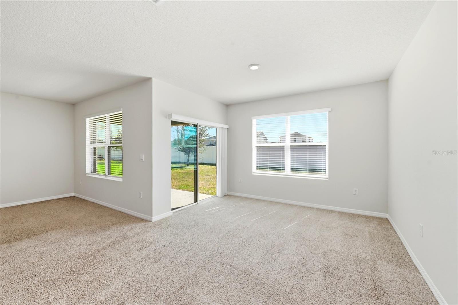 2725 DUMONT LN, TAVARES, FL — photo 35