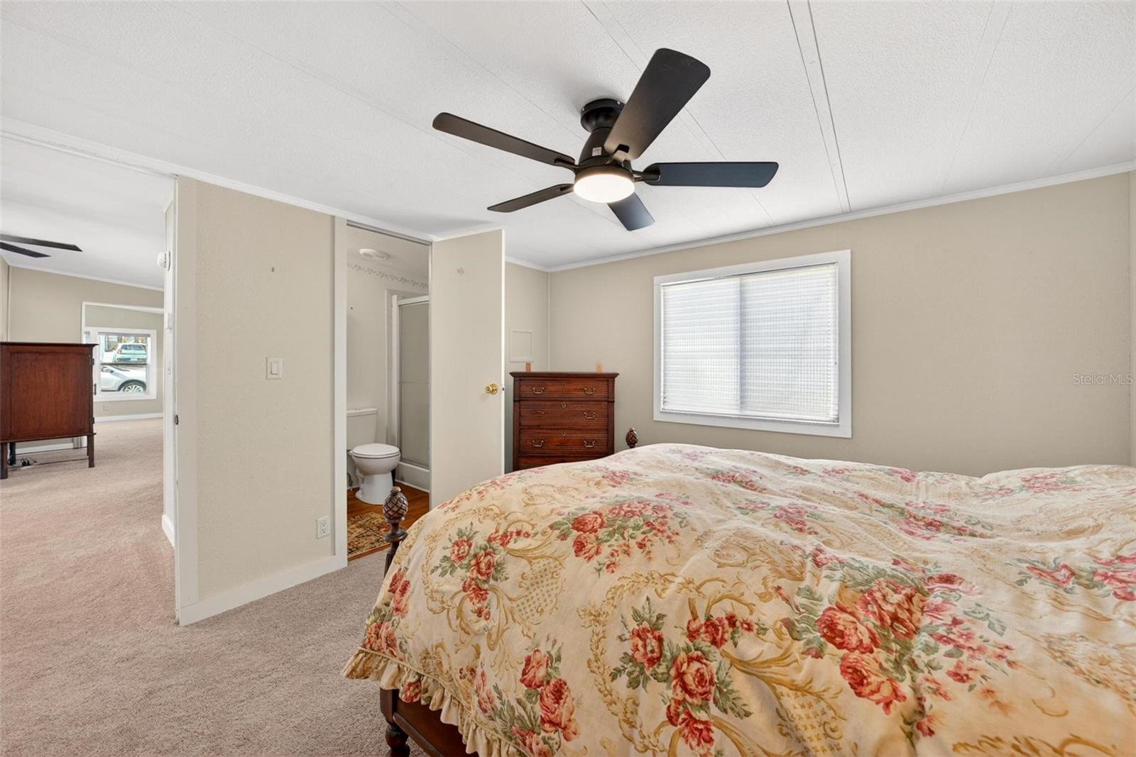 516 JASON DR, LADY LAKE, FL — photo 40