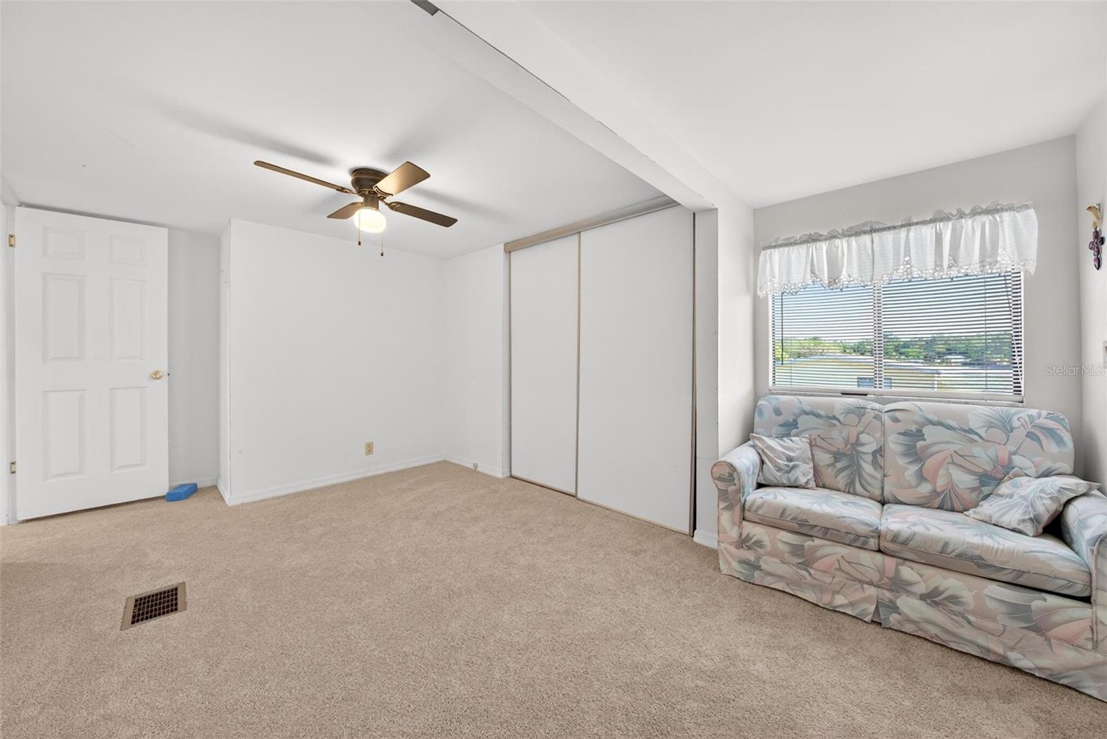 516 JASON DR, LADY LAKE, FL — photo 48