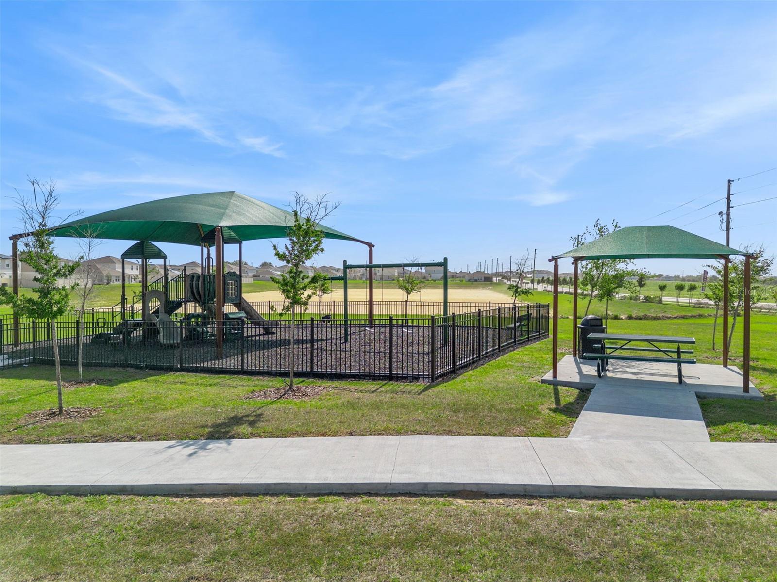 4015 GARDENIA AVE, HAINES CITY, FL — photo 23