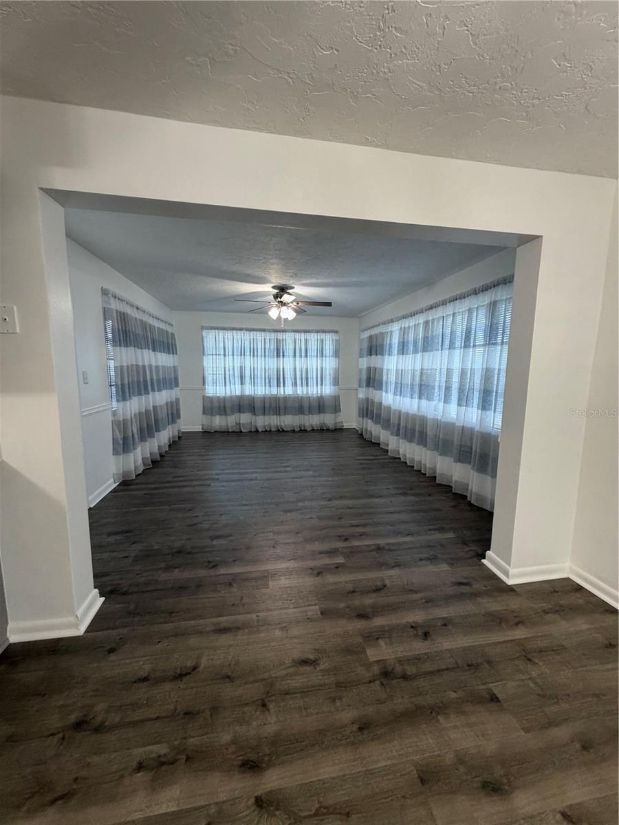 320 S HARRISON ST, BEVERLY HILLS, FL — photo 2
