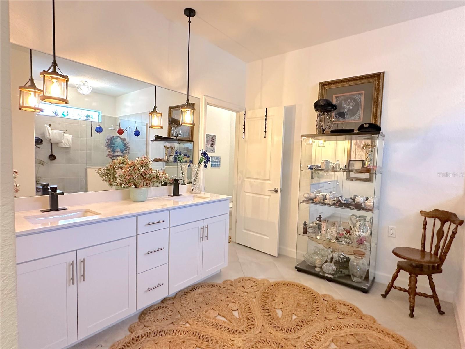 8608 SAINT KITTS CIR, ENGLEWOOD, FL — photo 13