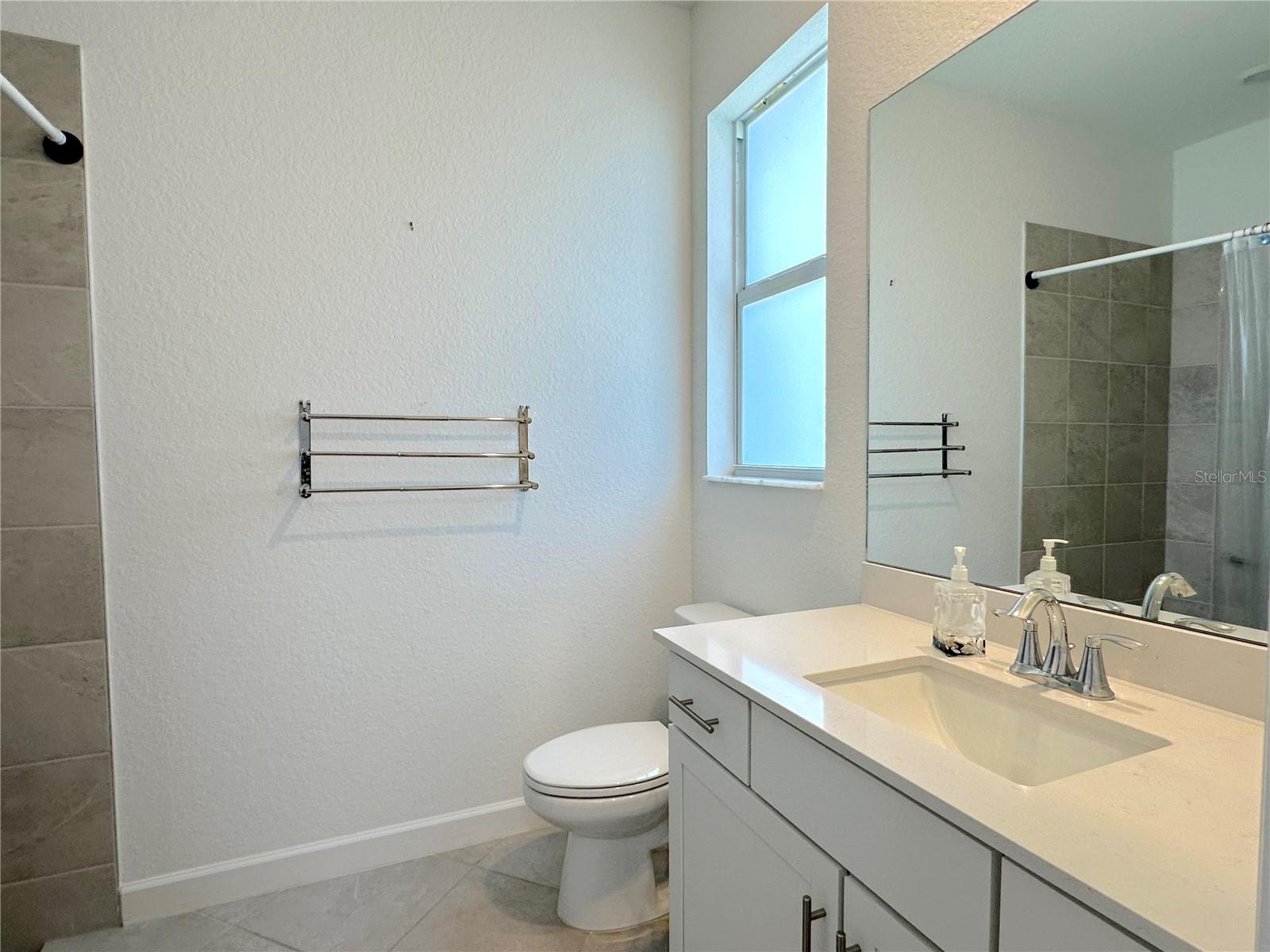 8608 SAINT KITTS CIR, ENGLEWOOD, FL — photo 35