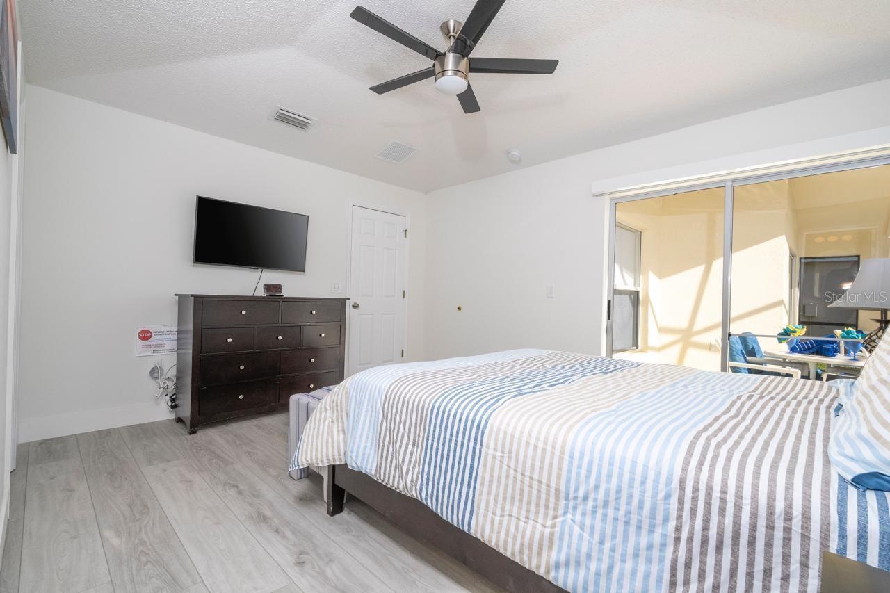 2673 EMERALD ISLAND BLVD, KISSIMMEE, FL — photo 9