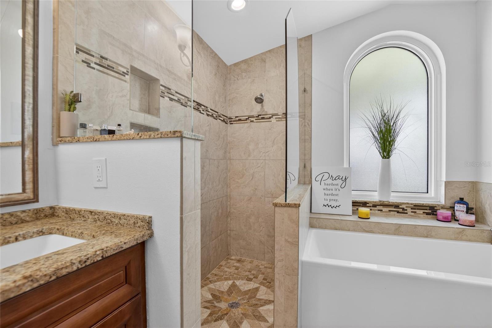 1668 ALLENS RIDGE DR N, PALM HARBOR, FL — photo 22