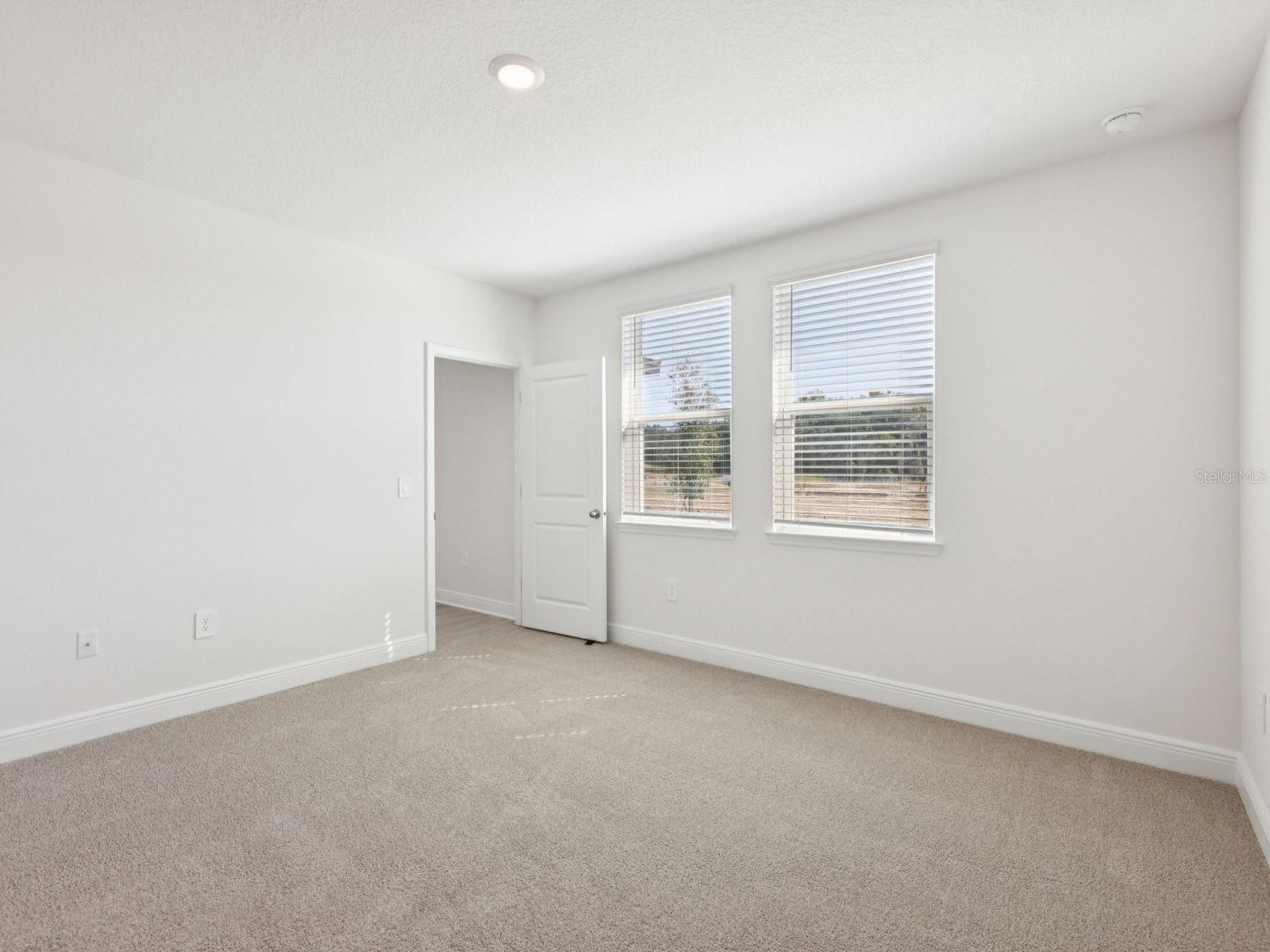 887 SUNSHOWER DR, LADY LAKE, FL — photo 21