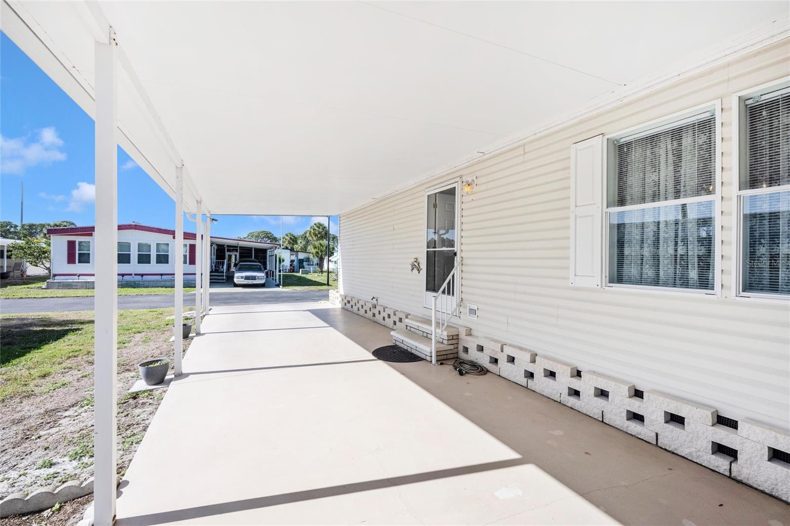 2165 GONDOLA DR, SARASOTA, FL — photo 4