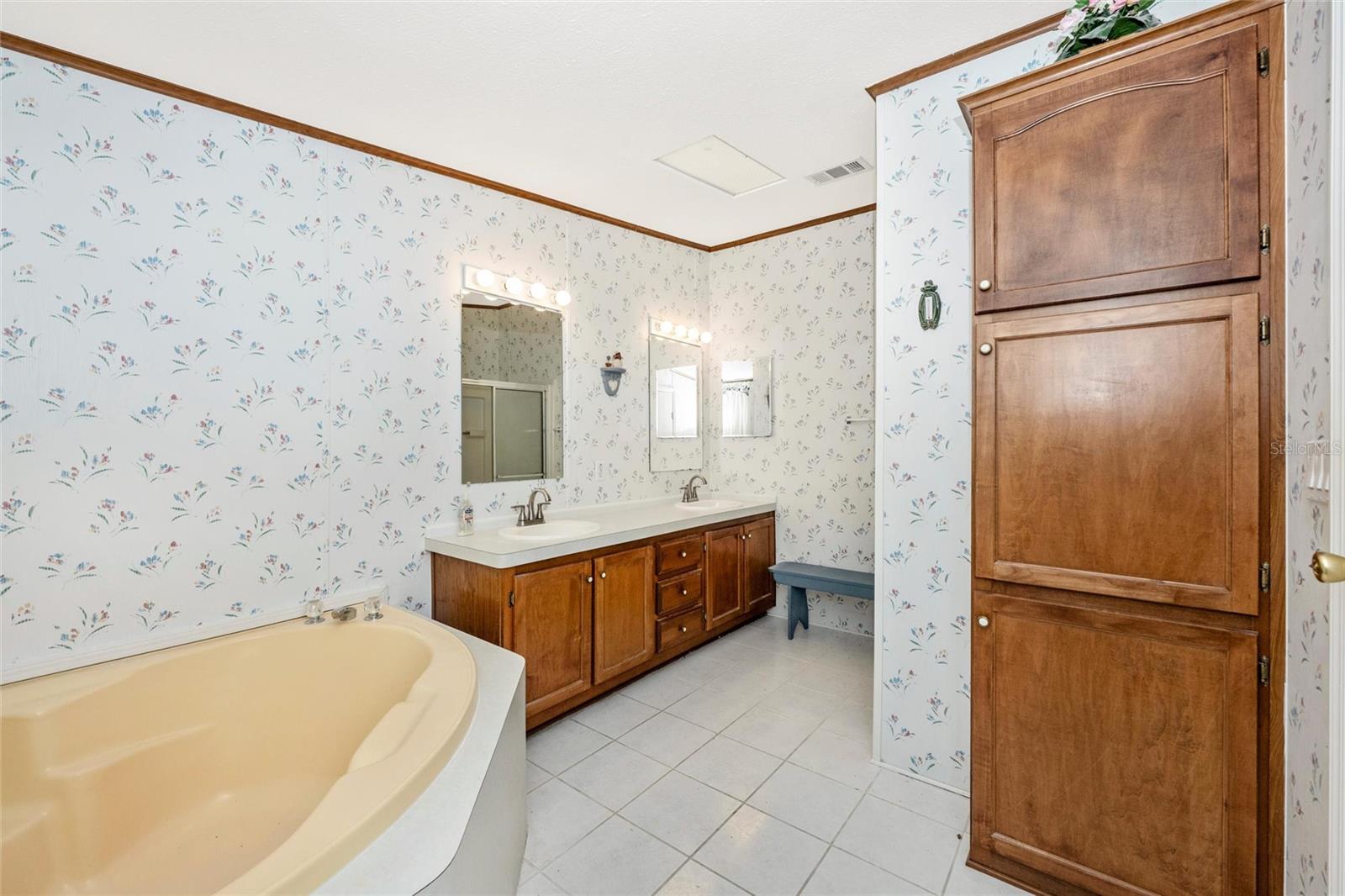 2165 GONDOLA DR, SARASOTA, FL — photo 31